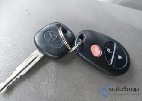 2010 Toyota Highlander Base V6 из США, поврежденный, VIN JTEBK3EH3A2167053